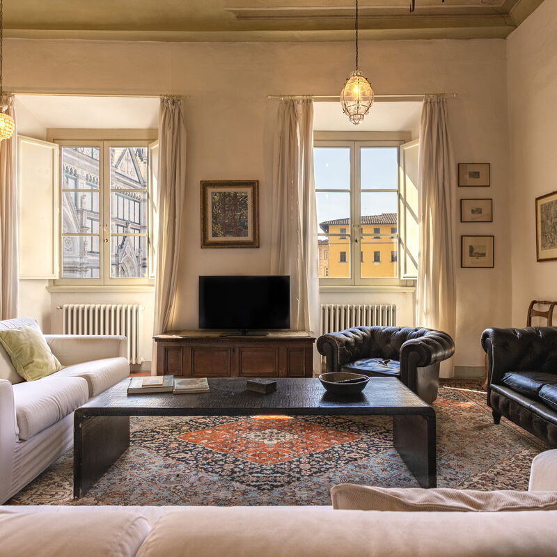 Santa Croce Dante's View: Living Room