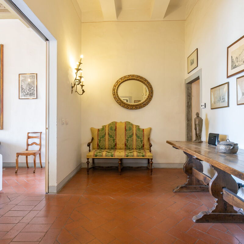 Santa Croce Dante's View: Living Room, Room Detail