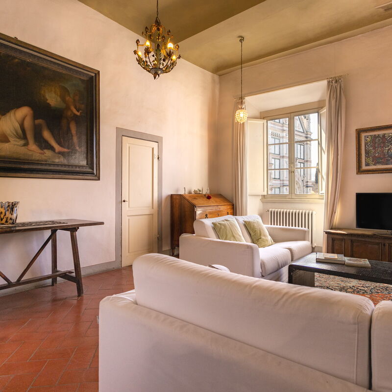 Santa Croce Dante's View: Living Room