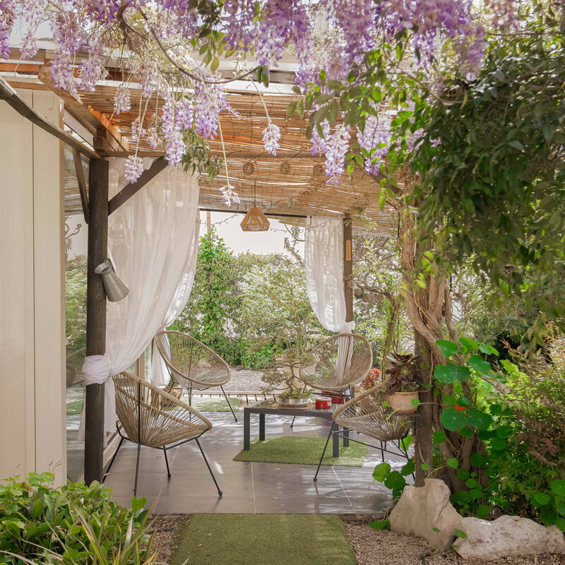 La Maison Fleurie: Giardino