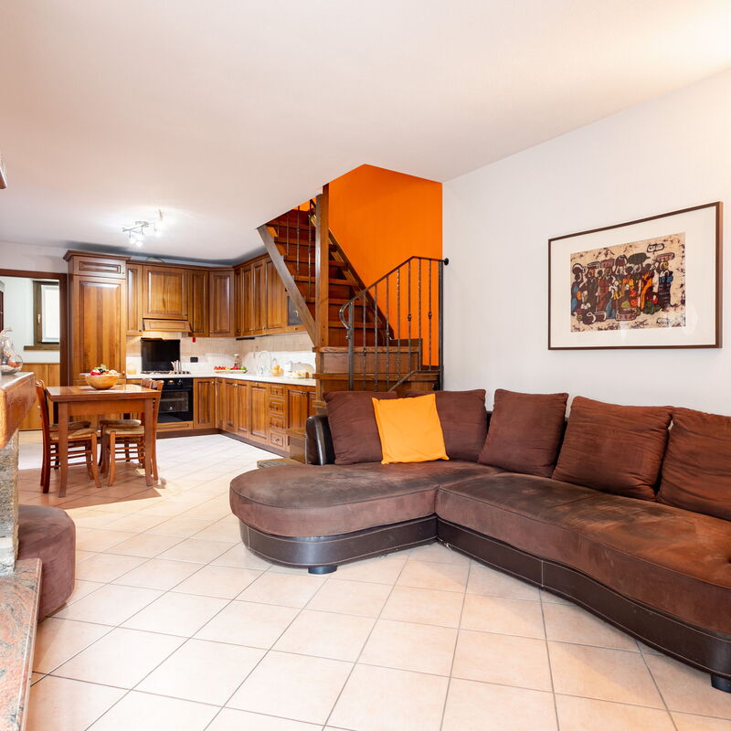 Gelsomino Stone House: Dining Room, Kitchen, Living Room