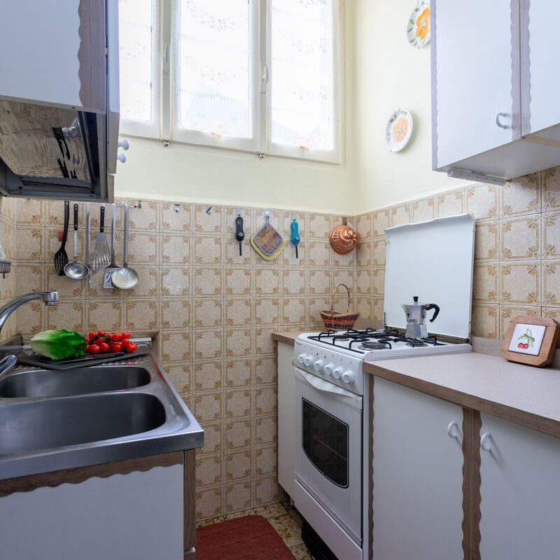 Sweet Honey Home: Kitchen