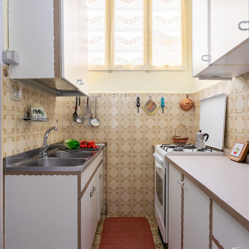 Sweet Honey Home: Kitchen