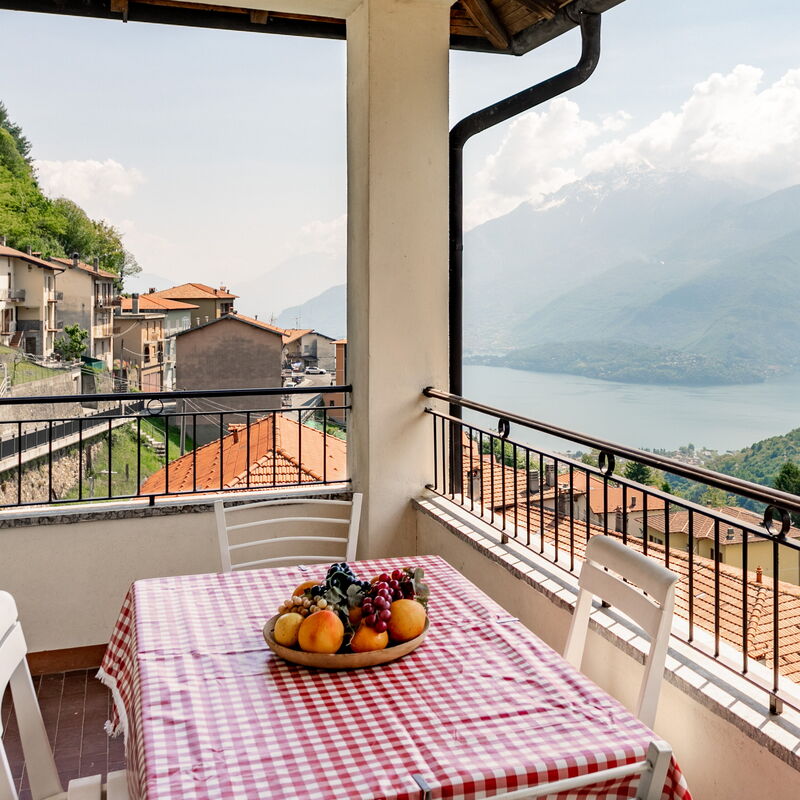 Sciura Elena's Terrace With Lake, Mounts & Valley: Balcony / Terrace / Patio, Scenic View