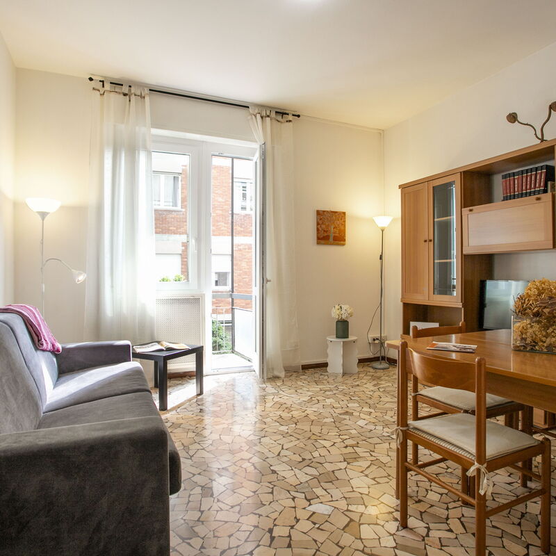Como Life Apartment: Living Room