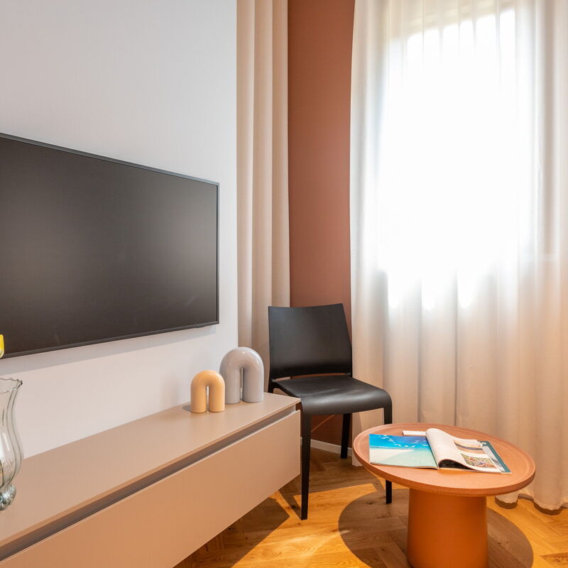 Crocetta Living: Living Room