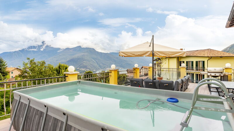 Magic Terrace with Lake View by Halldis: Balcon / Terrasse / Patio, bassin, Vues