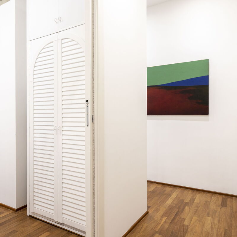 Disciplini Two Bedrooms: Bedroom, Main Entrance