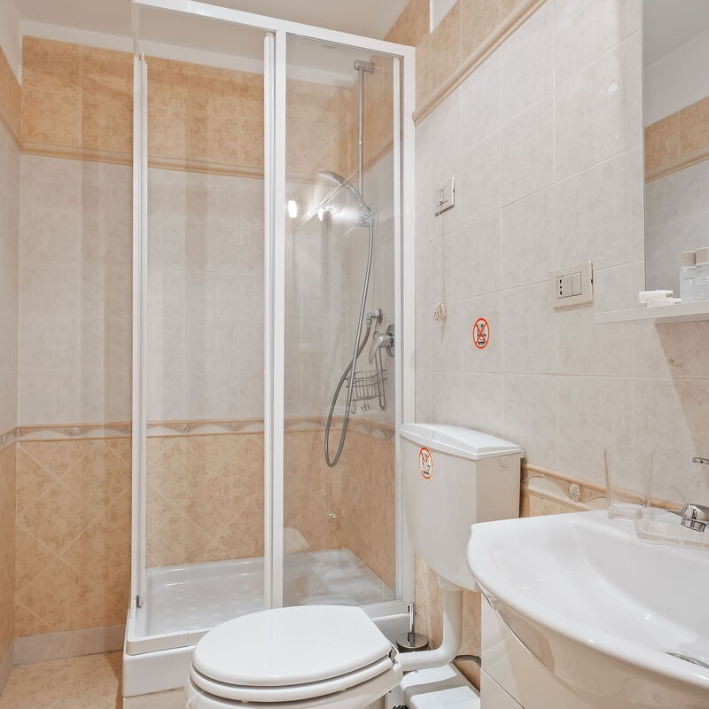 Vivy Vatican House: Bathroom