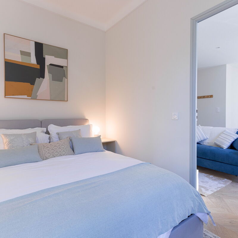 Leandre Sardou: Camera da letto