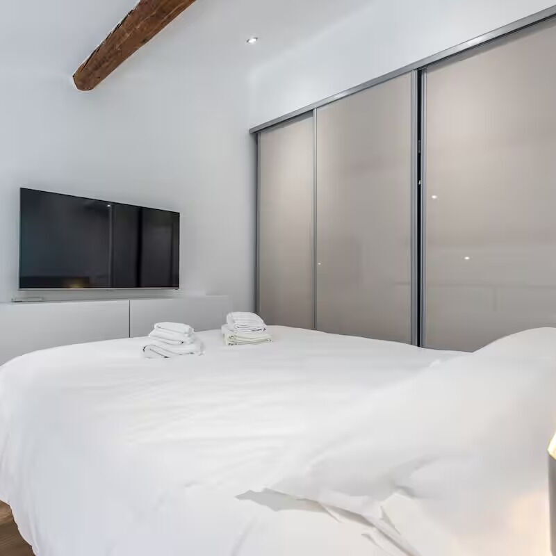 Apartement Forville: chambre à coucher