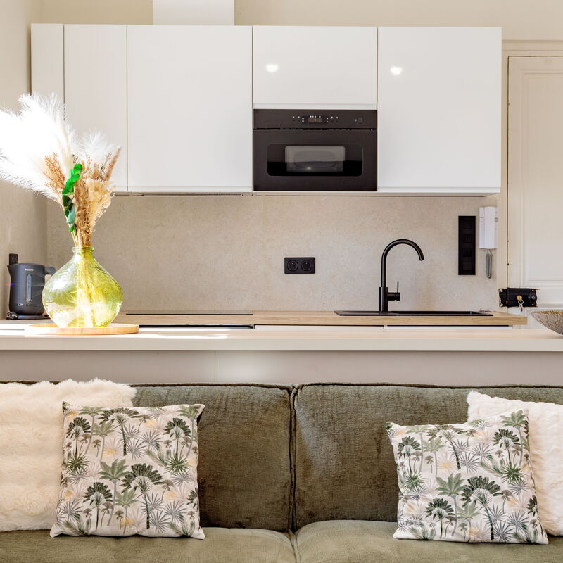 Georges Clémenceau: Kitchen, Living Room