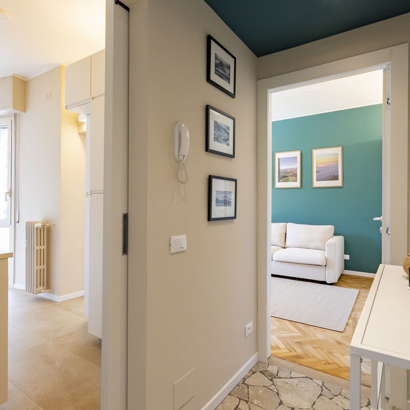 Modern One Bedroom Vignola: Kitchen, Living Room