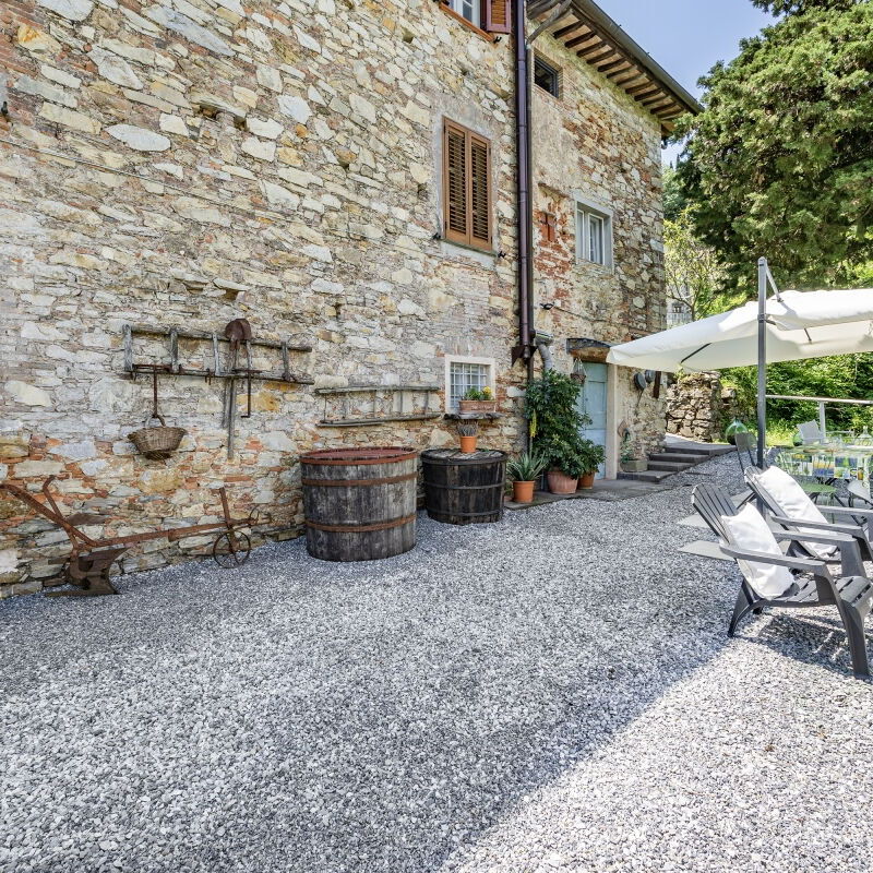 Casa Ortomaggiore: Building Exterior