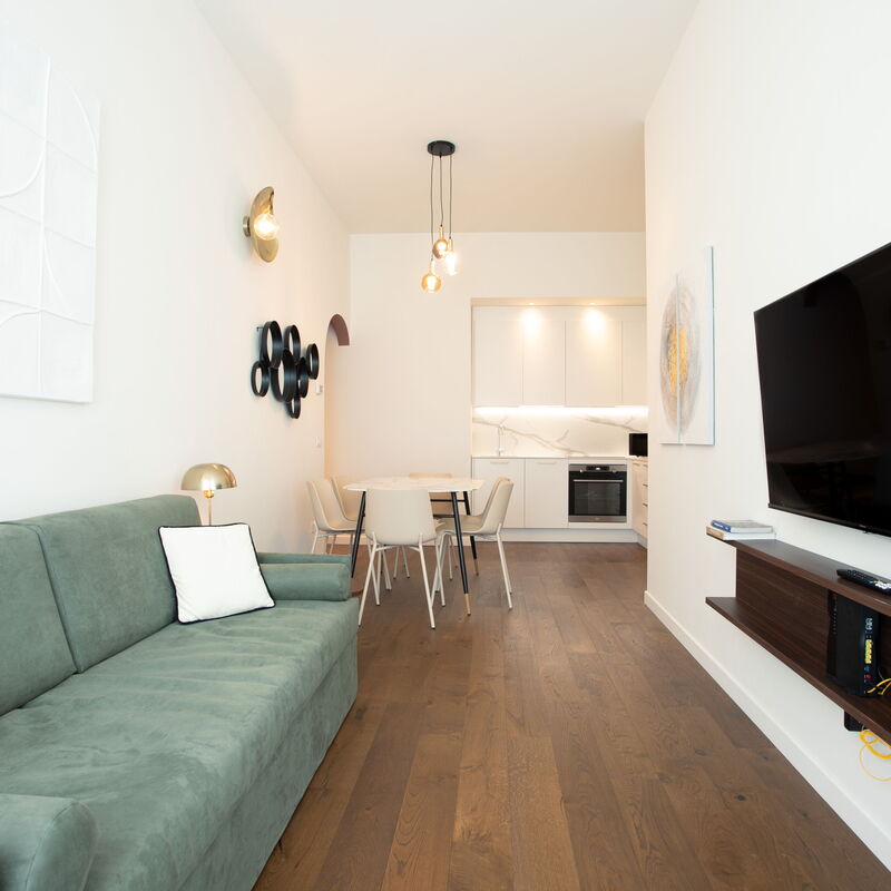 Mazzini: Dining Room, Kitchen, Living Room