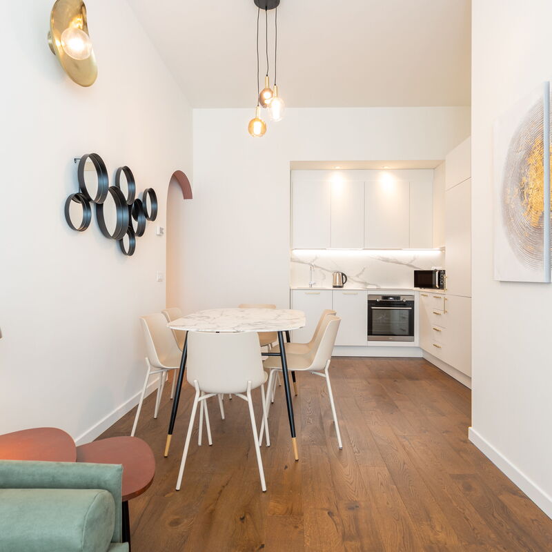 Mazzini: Dining Room, Living Room