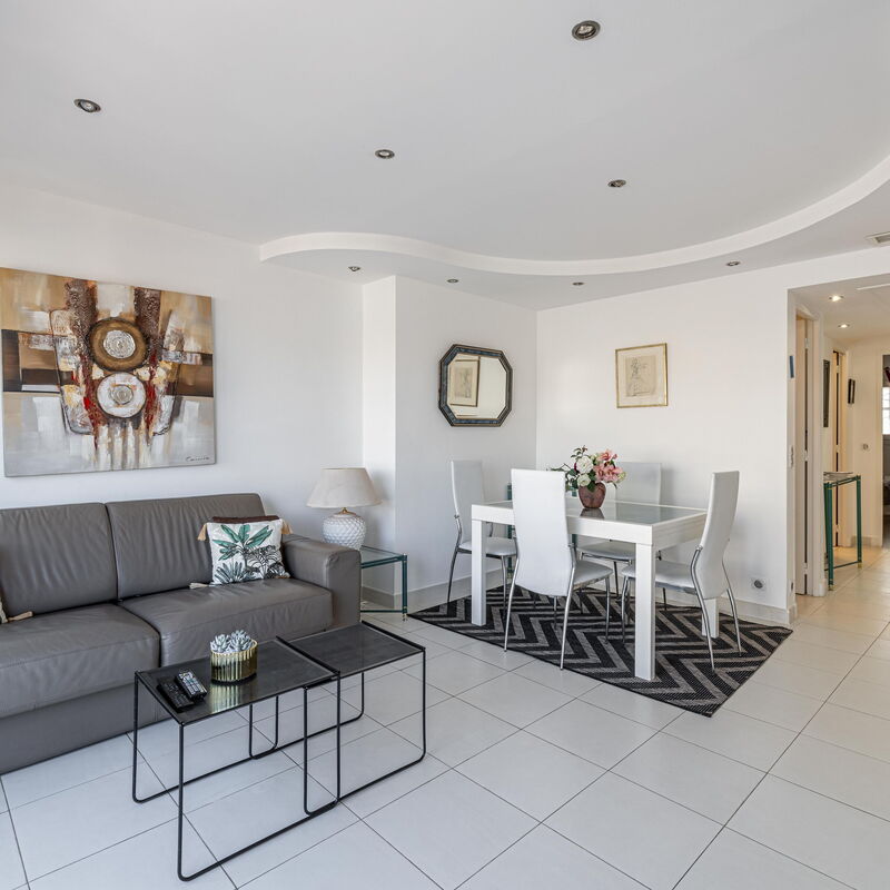 Latour Maubourg 20: Salon