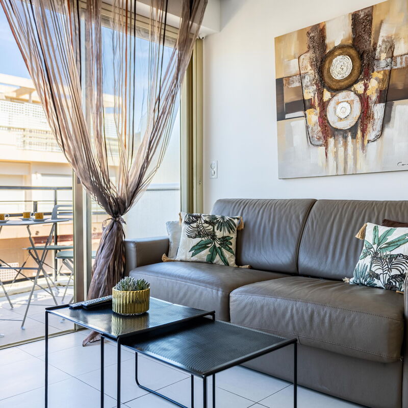 Latour Maubourg 20: Salon