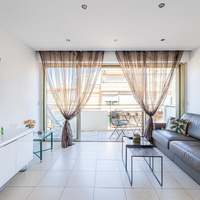 Latour Maubourg 20: Salon