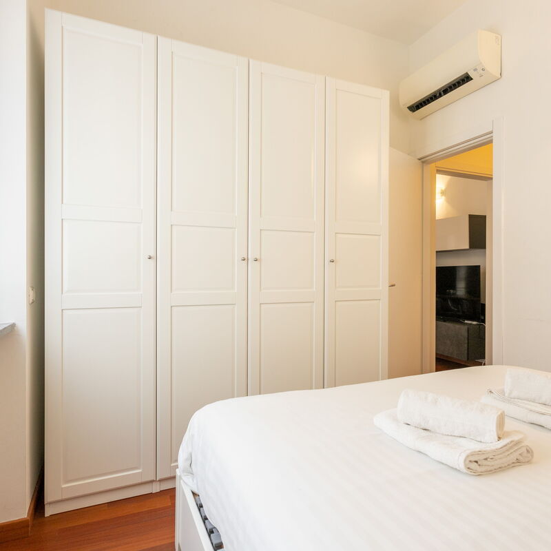 Genova [darsena-de Amicis]: Bedroom