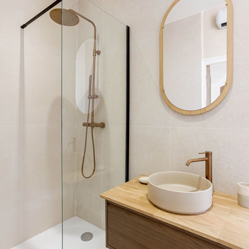 8 Rue Du Marché Forville: Salle de bain