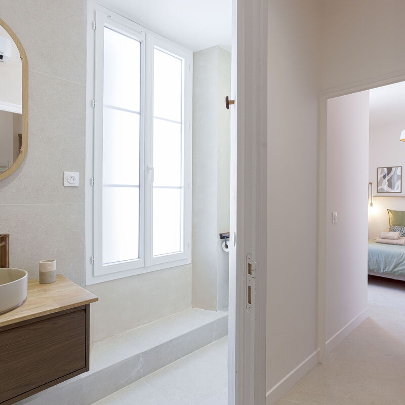 8 Rue Du Marché Forville: chambre à coucher