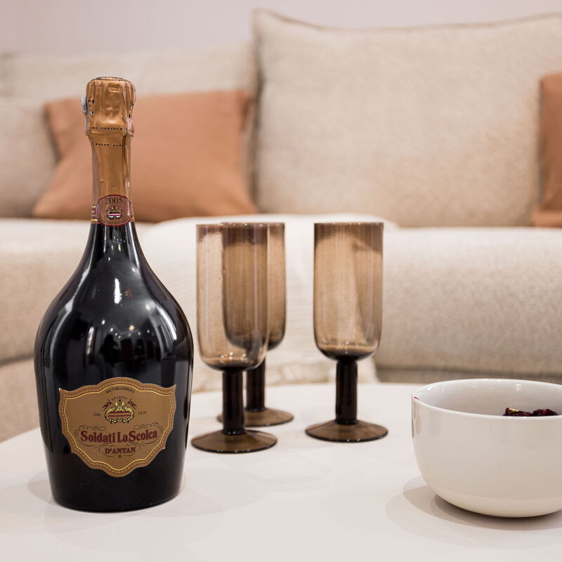 8 Rue Du Marché Forville: Détails de la chambre