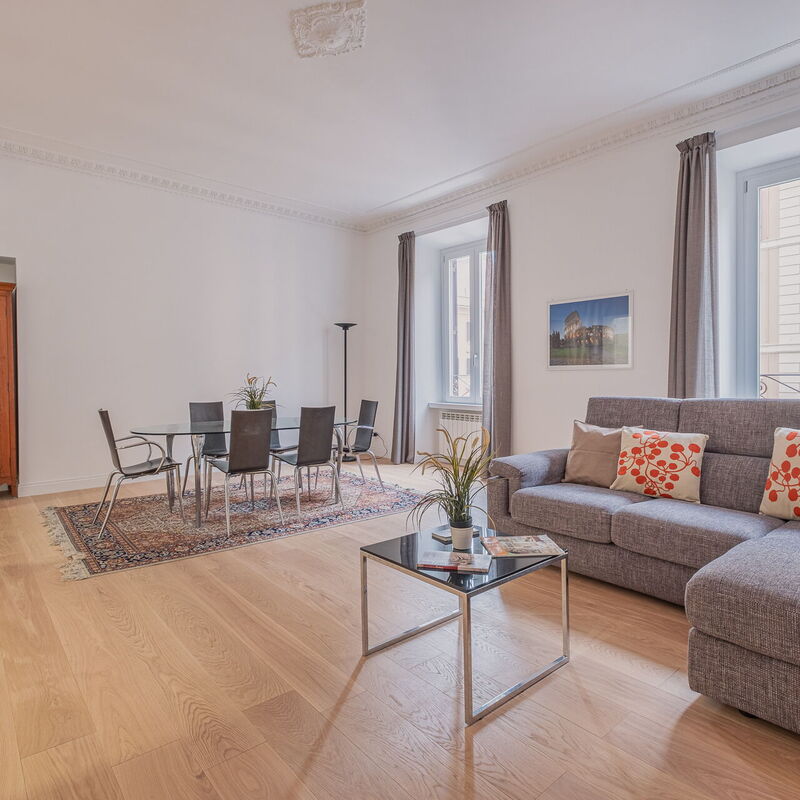 Life Home Vatican: Dining Room, Living Room