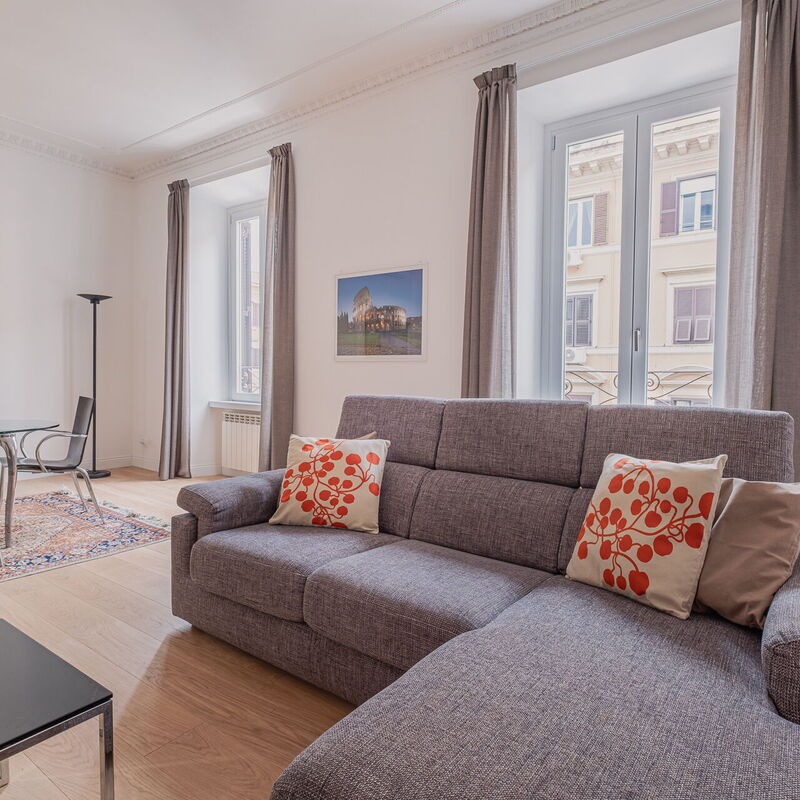 Life Home Vatican: Dining Room, Living Room