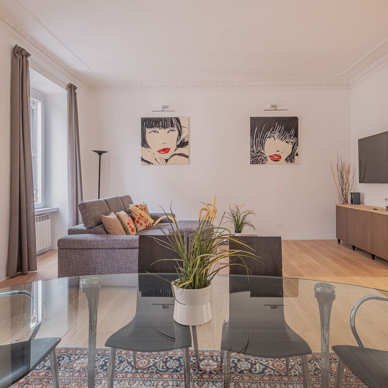 Life Home Vatican: Dining Room, Living Room