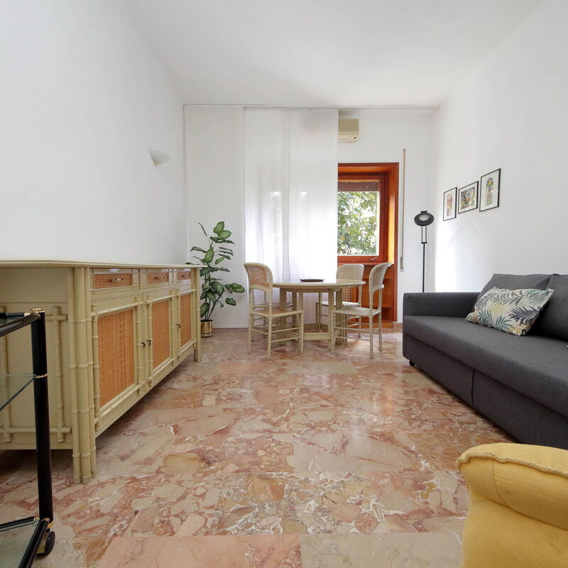 Fossato Di Vico: Salon