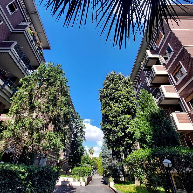 Fossato Di Vico: Extérieurs