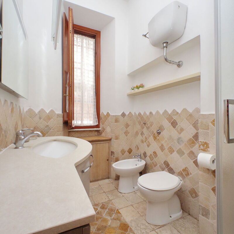 Viale Trastevere: Bagno