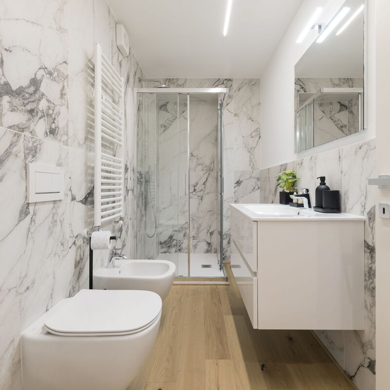 Volta City Suites: Bathroom