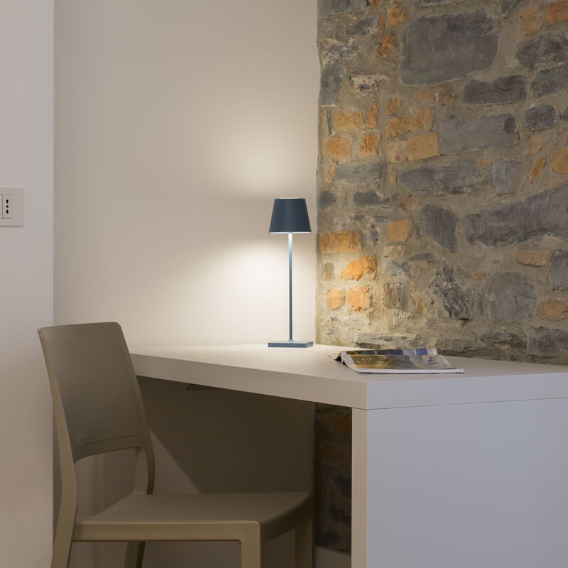 Volta City Suites: Bedroom, Room Detail