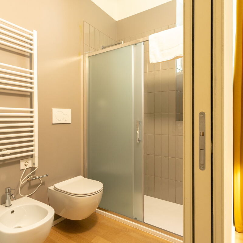 Borromei Suites: Bathroom