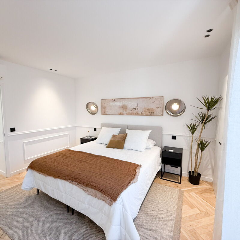 Appartement De Luxe 5 Mins à Pied Du Palais Des Festivals: chambre à coucher