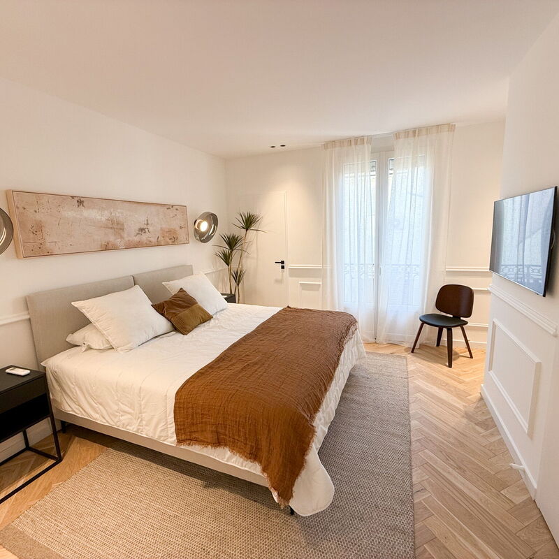 Appartement De Luxe 5 Mins à Pied Du Palais Des Festivals: chambre à coucher