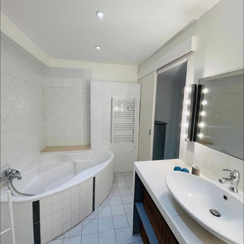 Cocons Apartments: Bathroom