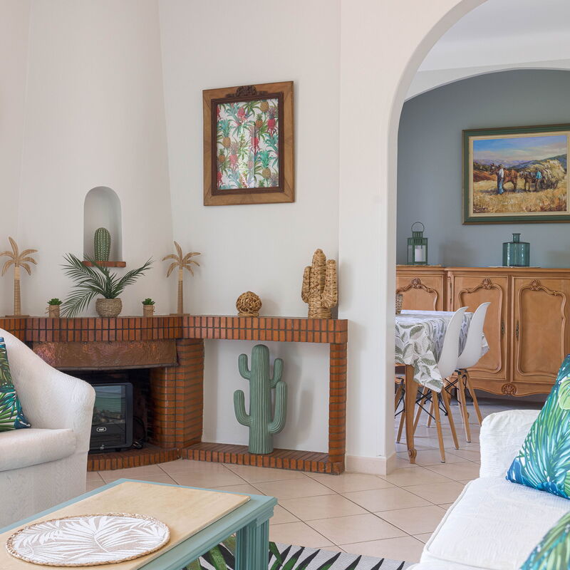 Villa Les Chênes Verts: Living Room