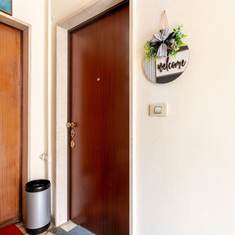 Borgese: Main Entrance