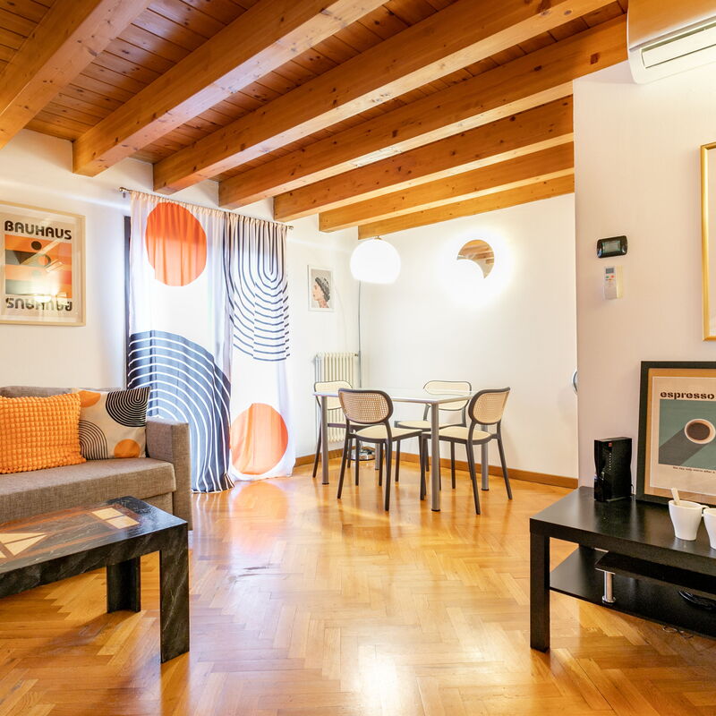 Lunigiana [ Sondrio - Villaggio Dei Giornalisti]: Living Room