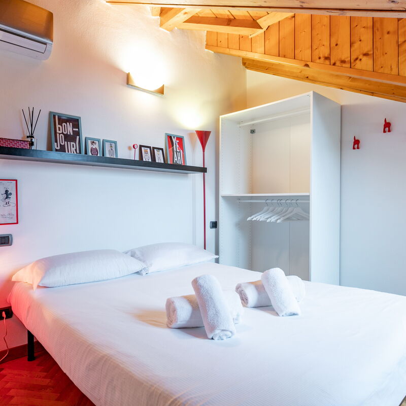 Lunigiana [ Sondrio - Villaggio Dei Giornalisti]: Bedroom