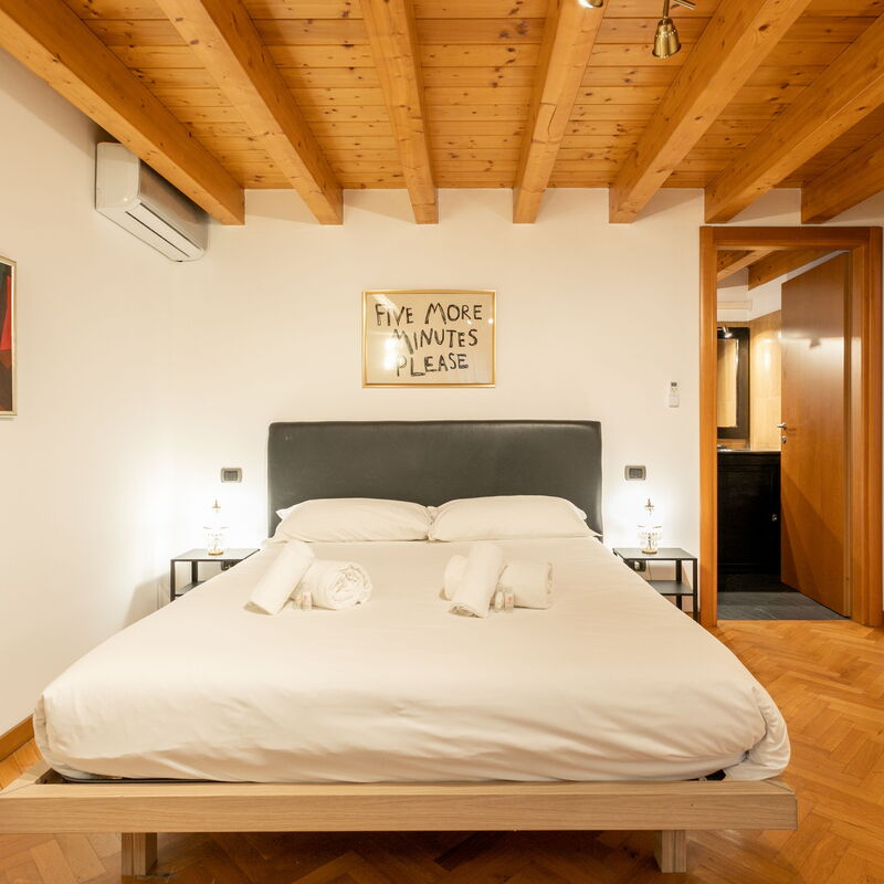 Lunigiana [ Sondrio - Villaggio Dei Giornalisti]: Bedroom