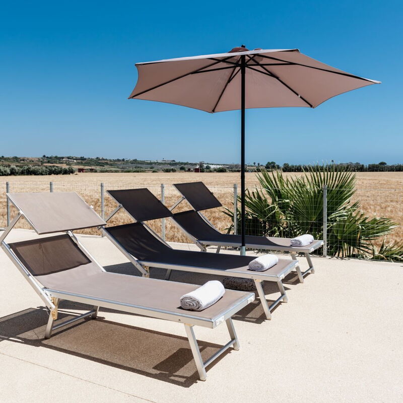 Villa Verde by Halldis