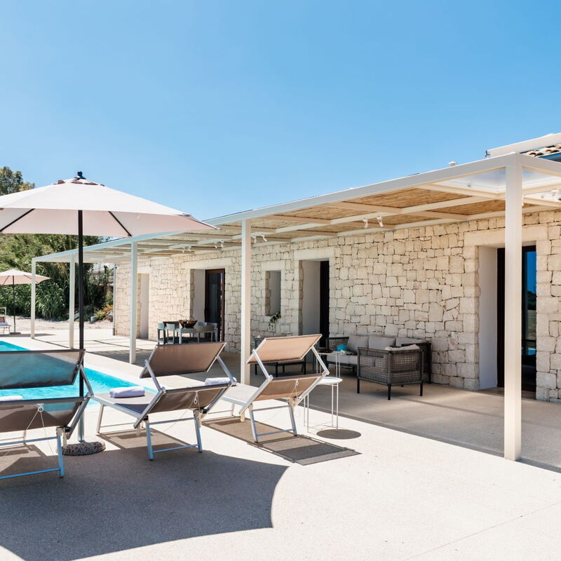 Villa Verde by Halldis