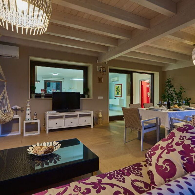 Villa Delfino by Halldis