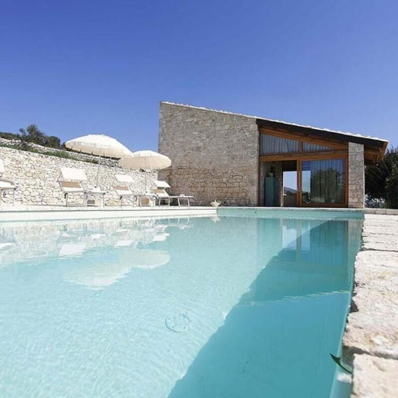 Villa Chiaramonte by Halldis