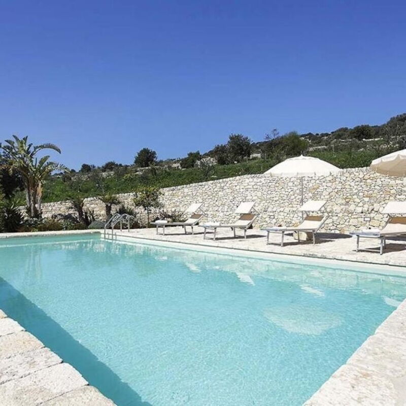 Villa Chiaramonte by Halldis