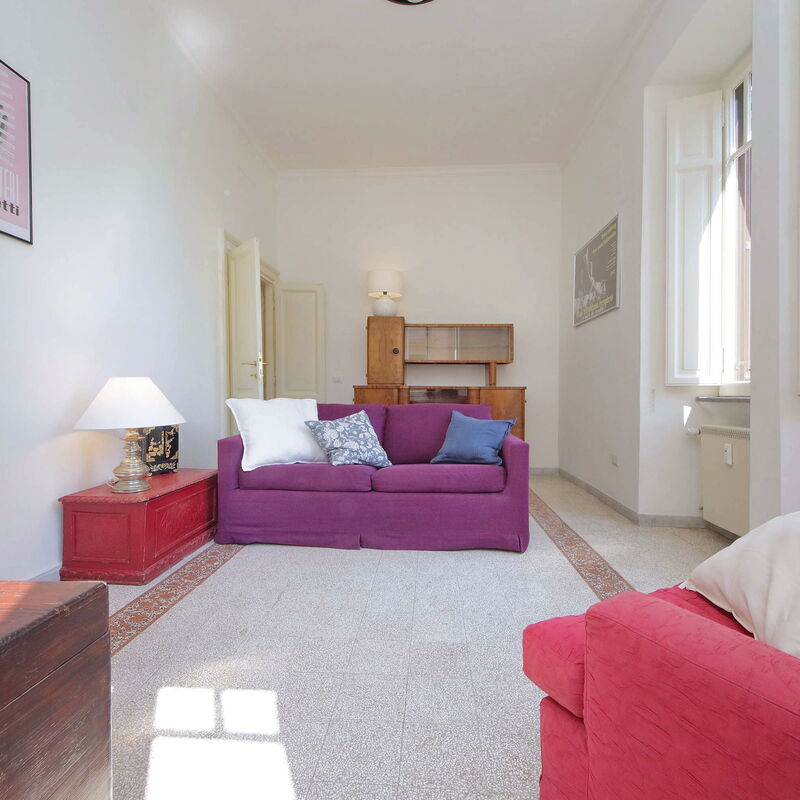 Lovely 2Br Basilica San Giovanni: Soggiorno